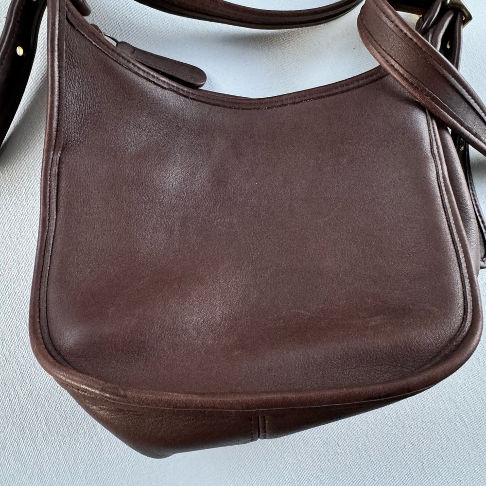 Vintage COACH Legacy Janice Crossbody Leather Bag — Model 9950 👜🤎